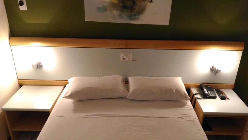 Apart Hotel Quartier Latin Vitoria Ngoại thất bức ảnh